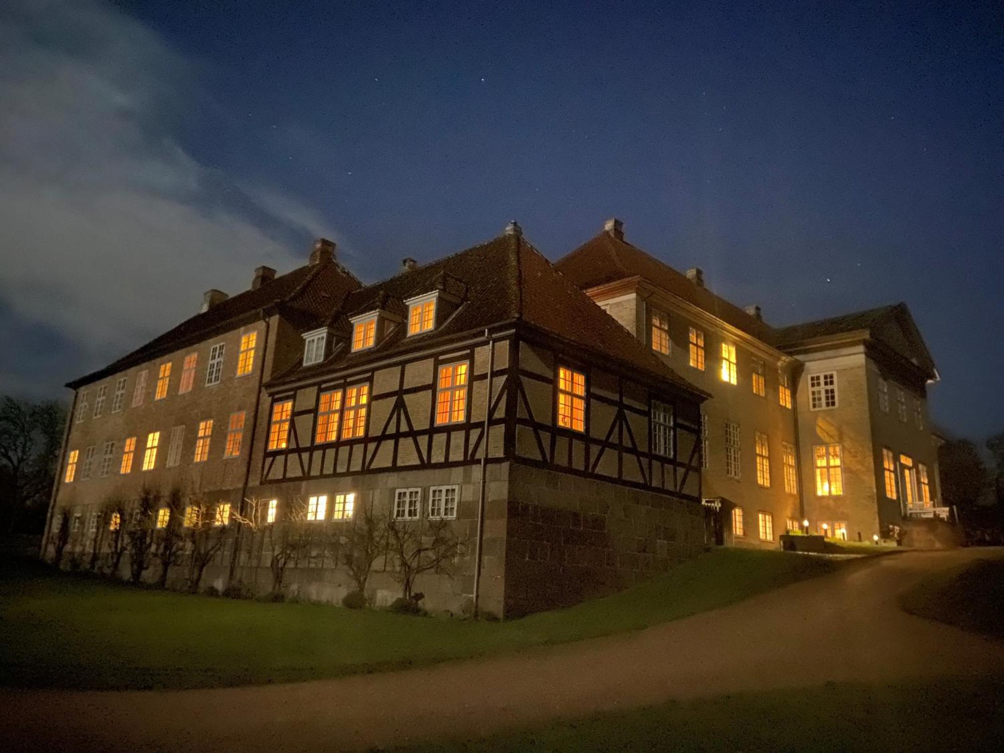 Hotel Skjoldenaesholm Slot Jystrup Exterior foto
