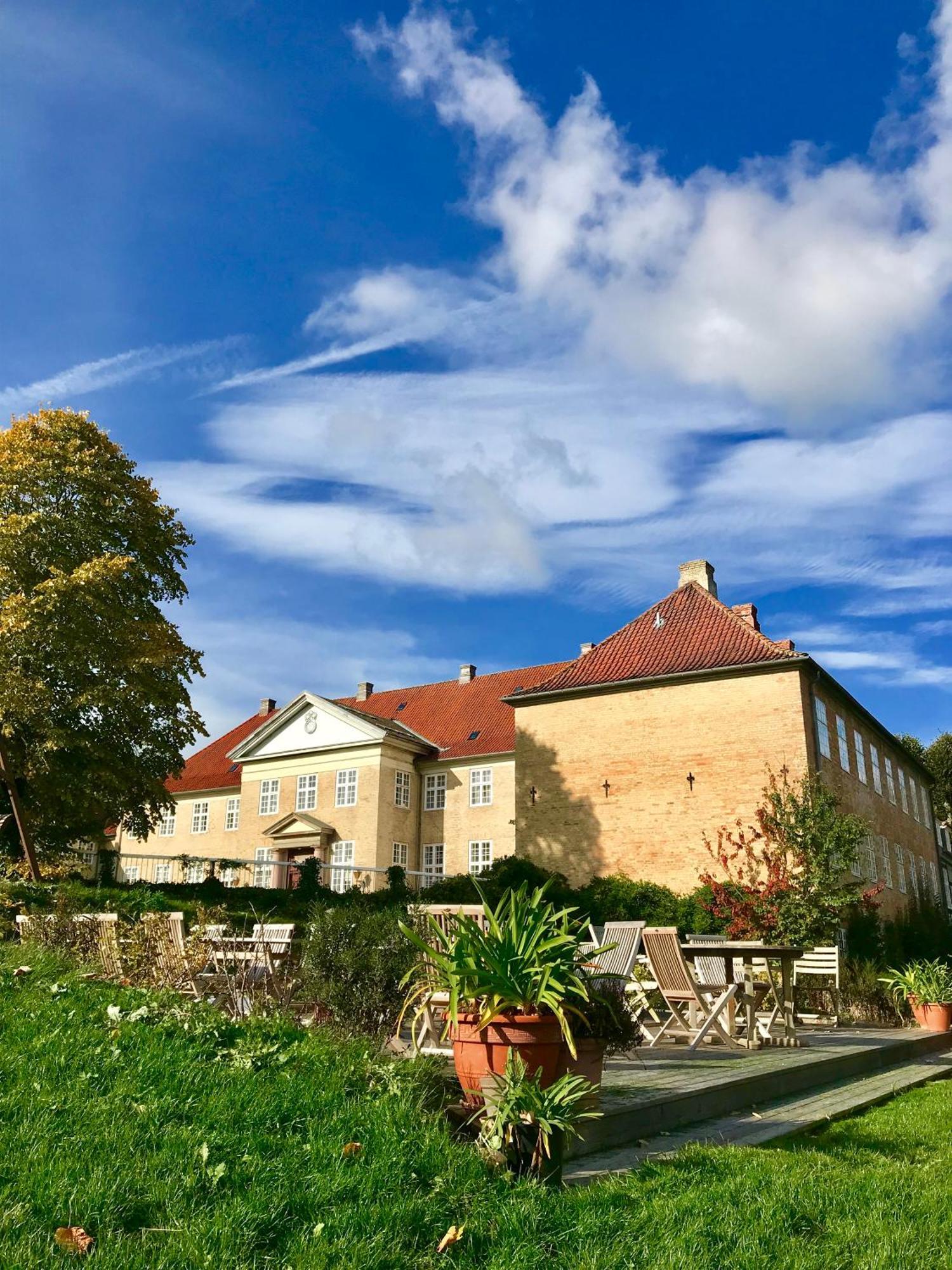 Hotel Skjoldenaesholm Slot Jystrup Exterior foto