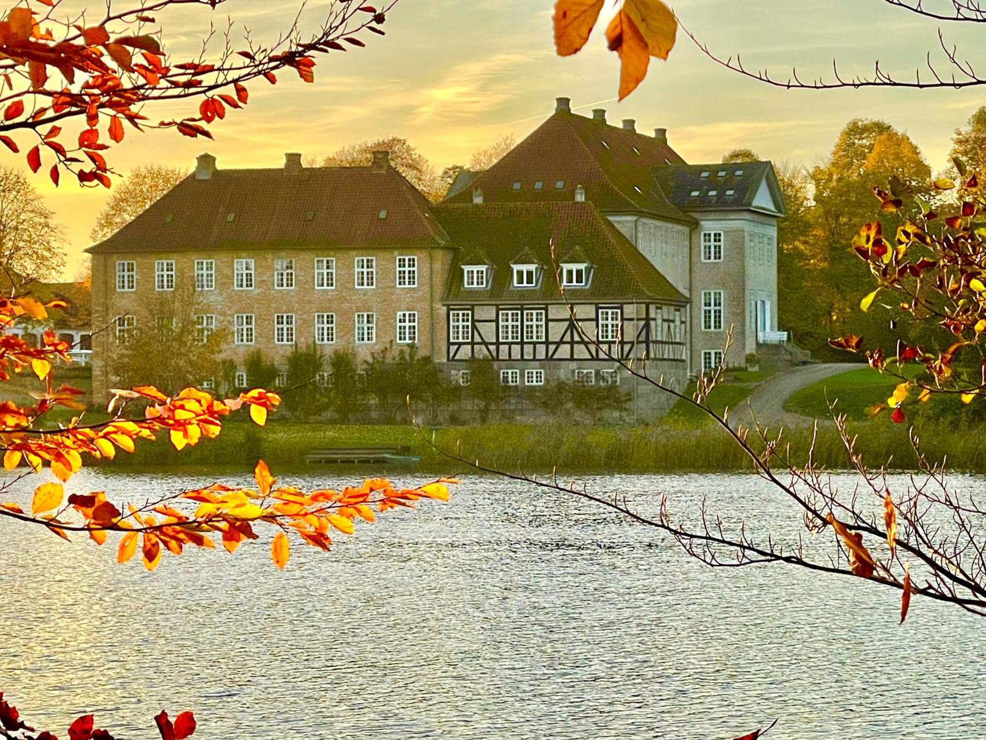 Hotel Skjoldenaesholm Slot Jystrup Exterior foto